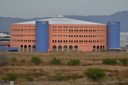 Trámites. Organización 'aplaude' la cancelación del espectáculo que se realizaría en el Coliseo Centenario el viernes pasado. (ARCHIVO)