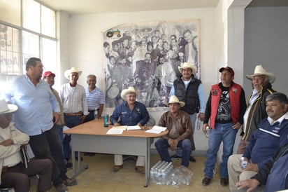 Se defienden. Productores del Barzón tomarán acciones para defender el uso del agua rodada. (EL SIGLO DE TORREÓN)