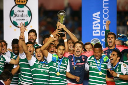 Luego de varios torneos con un proyecto futbolístico en la persona del portugués Pedro Caixinha, Santos Laguna logró finalmente coronarse en el Clausura 2015. (JAMMEDIA)