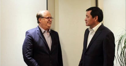 Apoyo. Graco Ramírez y Osorio Chong sostuvieron el encuentro para acordar acciones conjuntas.