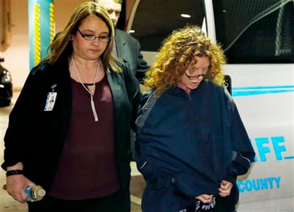 Tonya Couch está acusada de obstaculizar la detención de un delincuente y se le fijó una fianza de un millón de dólares. (ARCHIVO)