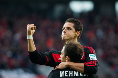 Gol de Javier Hernández gana como el mejor de la Bundesliga.