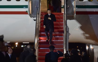 El avión presidencial TP-01 aterrizó a las 02:53 horas de este sábado en el aeropuerto de la Ciudad de México, luego seis días de gira. (ARCHIVO)