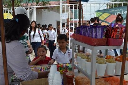 Los temas serán: Bájale al azúcar y Escuela libre de comida no saludable (chatarra). (ARCHIVO)