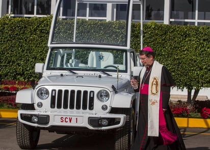 A punto. El papa Francisco recorrerá 400 kilómetros en nuestro país con los papamóviles.