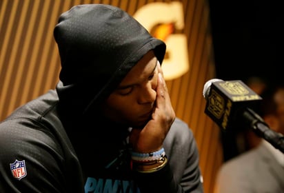 Cam Newton durante la conferencia de prensa luego del Super Bowl. (AP)