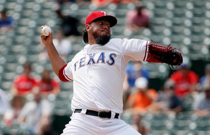 Yovani Gallardo se una a Miguel González en Baltimore. (AP)