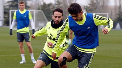 El técnico escogió a su hijo para los entrenamientos del primer equipo. (MARCA)