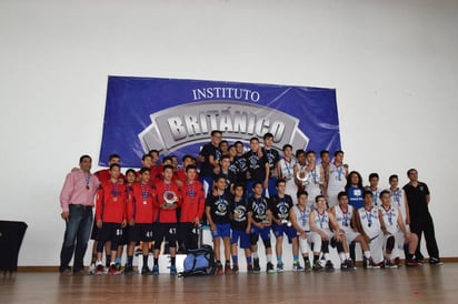 Grandes deportistas se forman en el Instituto Británico de Torreón, donde los campeones nacional de la Conadeip recibieron reconocimiento. (Cortesía)