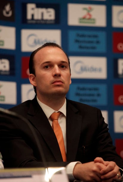 Kiril Todorov, presidente de la Federación Mexicana de Natación (FMN), fue suspendido de manera indefinida de su cargo como segundo vocal del comité ejecutivo del Comité Olímpico Mexicano.