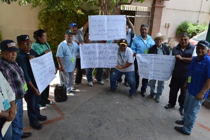 Conflicto. Ejidatarios de Tlahualilo acusan ilegitimidad y abusos de parte de su comisariado. (ROBERTO ITURRIAGA)