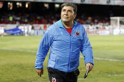 Carlos Reinoso, director técnico del Veracruz. Reinoso confía estar en la liguilla