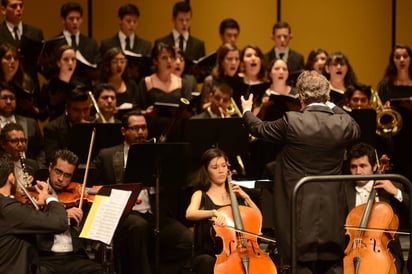 Tradicional. El sexto programa de Camerata tradicionalmente es dedicado a la Semana Mayor. 