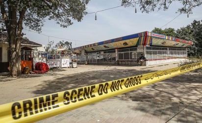 El atentado ocurrió ayer por la tarde en el parque Gulshan Iqbal, en las cercanías de una zona de juego infantil, cuando numerosas familias pasaban la tarde allí. (EFE)