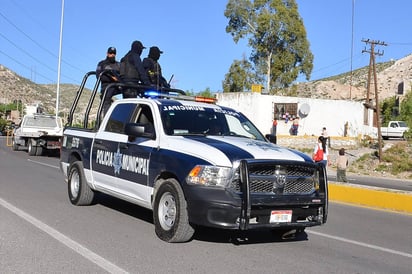 Cambio. Buscan desaparecer figura del Fideicomiso de Seguridad Pública de La Laguna. Ya no recibe aportaciones estatales por lo que el municipio seguirá con mantenimiento de patrullas. (EL SIGLO DE TORREÓN)