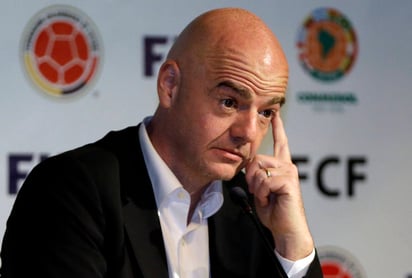 El presidente de la FIFA, Gianni Infantino, desmintió haber mantenido contacto con una empresa que figura en la filtración de documentos del bufete Mossack Fonseca en Panamá durante su etapa como dirigente de la UEFA.