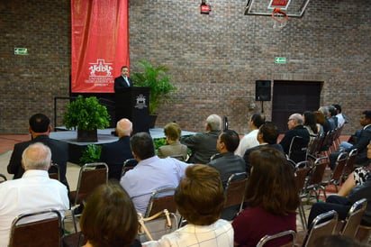 Informe. Guillermo Prieto Salinas, rector de la Universidad Iberoamericana de Torreón rindió su primer informe. (Jorge Téllez)