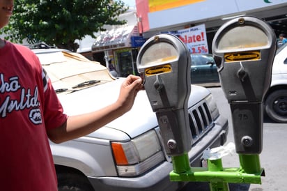 Medida. Aplicarán un 50 por ciento en recargos del año pasado por infracciones de parquímetros.