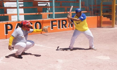 Grandes emociones se vivieron en la pasada jornada de la Liga Magisterial de Softbol en la categoría de jubilados. Se intensifica lucha en la Sección 35