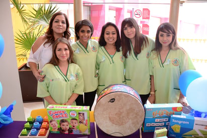 Alicia, Cristy, Perla, Sandra, Karla y Jackeline