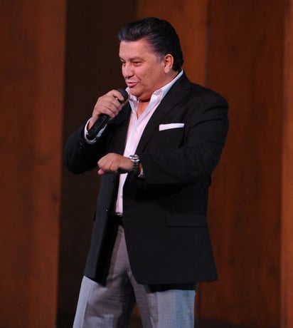 Rogelio anunció que las presentaciones marcarán el inicio de su gira “El show continúa” con la que recorrerá varias partes de México. (CORTESÍA)