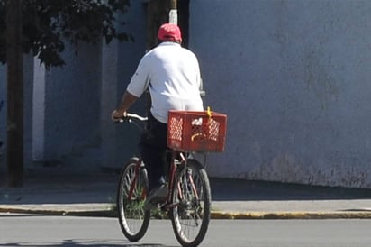 Iniciativa. En la reunión de seguridad se acordó sancionar a los ciclistas que circulan en sentido contrario. (CORTESÍA)