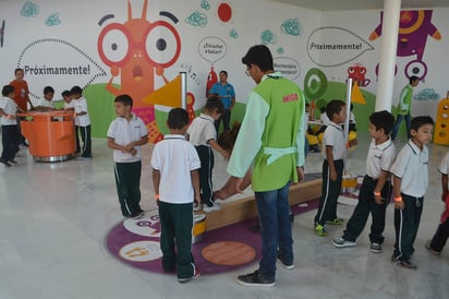 Visitantes. Desde su apertura, el Museo Acertijo ya registra más de 7 mil 200 visitas y también se tienen agendadas a escuelas de bajos recursos. (EL SIGLO DE TORREÓN)