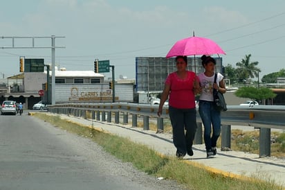 Extremas. Las temperaturas rebasan los 40 grados en exposición al sol. (ARCHIVO)