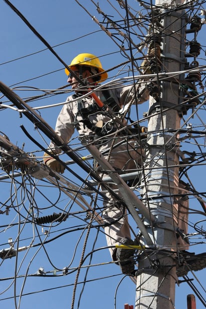 Datos. Mientras que la industria manufacturera presentó el mayor incremento de asegurados, la industria eléctrica disminuyó.