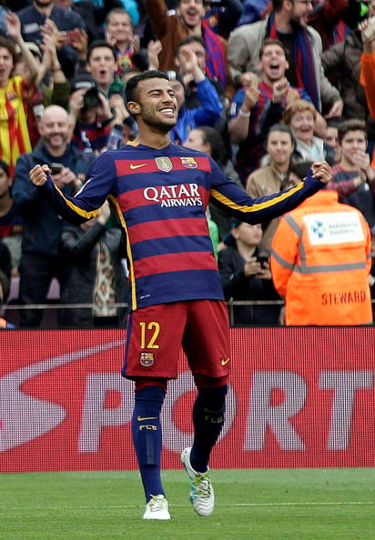 El mediocampista del Barcelona Rafinha no jugará la Copa. (EFE)