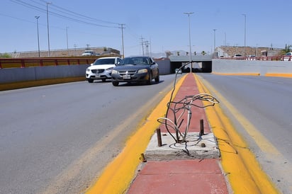 Riquelme expresa que se realiza un Peritaje y es Obras Públicas la que supervisa el tipo de daños y lo que implica la reparación. (EL SIGLO DE TORREÓN)