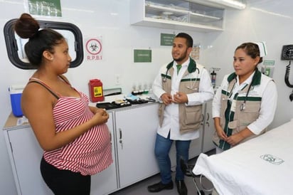 En problemas. El IMSS reportó un déficit de operación de 13mil 399 millones de pesos en 2015.