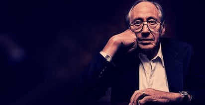 Toffler destacó por su pensamiento de carácter profético y futurista con el que previó algunos de los cambios tecnológicos y sociales que sucederían a finales del siglo XX y comienzos del siglo XXI. (ARCHIVO)