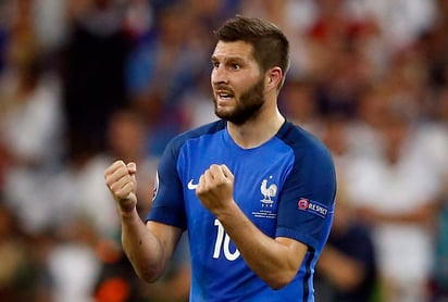 El delantero André-Pierre Gignac ganó el Balón de Oro de la Liga MX al mejor jugador de la temporada y fue campeón de goleo el torneo pasado. (EFE)