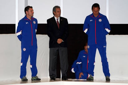 'El Jefe' estuvo en la presentación de los nuevos uniformes. (Jam Media)