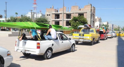 El contingente recorrió Torreón, Gómez Palacio, Lerdo y Nazas, hasta llegar a Rodeo, lugar donde arranca la prueba. (EL SIGLO DE TORREÓN/ RAMÓN SOTOMAYOR)