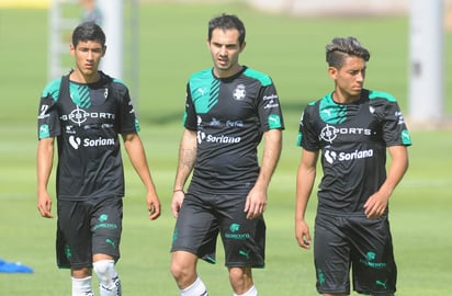 'Hay que ver para adelante y trabajar más duro porque no nos está alcanzando. Debemos enfocarnos en lo que viene, no queda otra”, dijo Emiliano Armenteros.  (Cortesía Club Santos)

