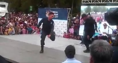 La estrategia de utilizar el baile para alejar a los niños y jóvenes de las drogas la inició en Coahuila el ex gobernador Humberto Moreira, quien apoyó la creación de varios grupos con “chavos banda”. (ESPECIAL)