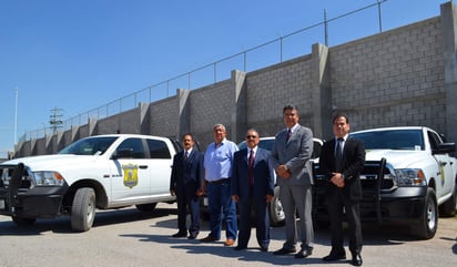 El nuevo vicefiscal recorrió las instalaciones del edificio. (EL SIGLO DE TORREÓN)