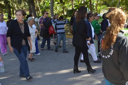 Invitación. La Diócesis de Gómez Palacio realiza caminata hoy.