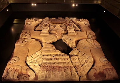 Grandeza. En el Museo del Templo Mayor, se encuentra la Tlaltecuhtli, una de las más visitadas por quienes ingresan al museo.