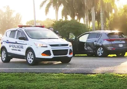 Las autoridades localizaron el vehículo y comenzaron la persecución para luego encontrarse con la sorpresa de que era la niña la que estaba detrás del volante. (ESPECIAL)