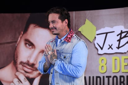 'Esa unión es posible, creo que es cuestión de tiempo', señaló el cantante en una conferencia de prensa convocada por su sello discográfico en la Ciudad de México. (EFE)