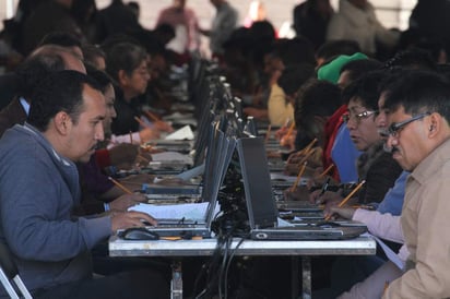 El examen tendrá una duración de siete horas, inició a las 9 de la mañana y concluirá a las 16 horas, los docentes tendrán un receso de una hora, el cual iniciará a las 12 del día. (ARCHIVO)