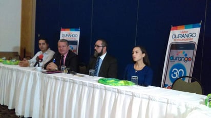 La presentación de esta primera fase estuvo a cargo del secretario de Turismo, Víctor Hugo Castañeda, acompañado por el representante de la OCV Laguna en la ciudad de Torreón. (EL SIGLO DE TORREÓN)