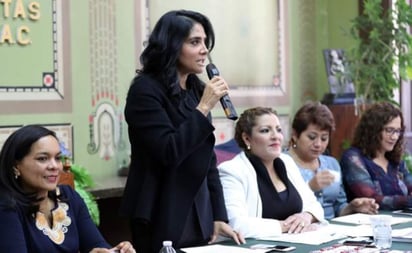 Presidenta del sol azteca, Alejandra Barrales Magdaleno.  (EL UNIVERSAL)