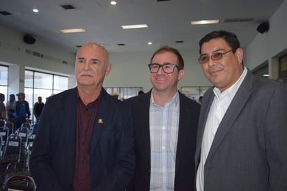 'En Torreón nos incluyen nada más para la foto, pero no atienden nuestros comentarios y observaciones sobre las obras públicas que se llevan a cabo', dijo el presidente del Colegio de Arquitectos, Aldo Villarreal. (EL SIGLO DE TORREÓN)
