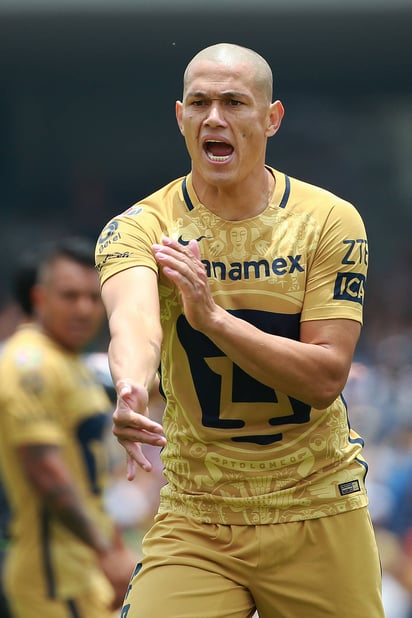 Verón ha hecho carrera en México con los Pumas. Darío Verón se va a retirar vestido de universitario