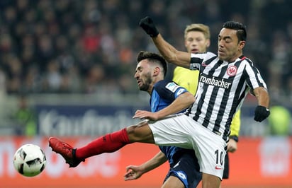 El Eintracht Frankfurt desaprovechó la oportunidad de escalar al tercer lugar de la clasificación. (EFE)