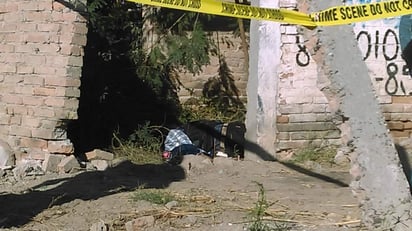 Trascendió que el occiso y su acompañante viajaban en la camioneta por el bulevar Villas Las Flores y a la altura de la calle Magnolias fueron interceptados por un vehículo. (EL SIGLO DE TORREÓN)